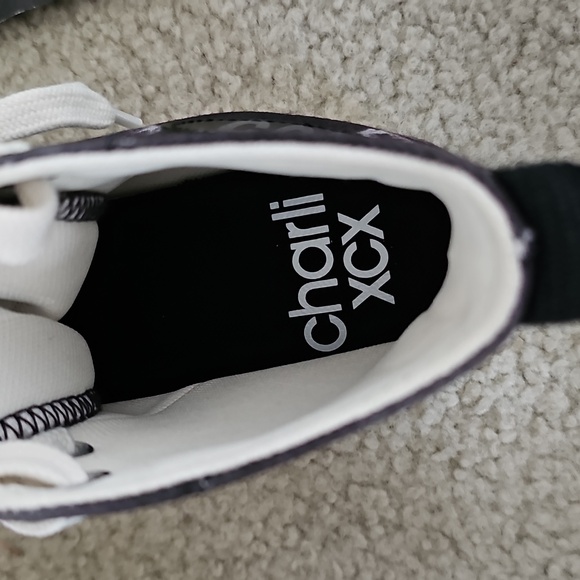 ๐2XHP๐Converse x Charli XCX Party Girl Chuck Taylor All Star Sneakers NIB 6.5 - Picture 3 of 16